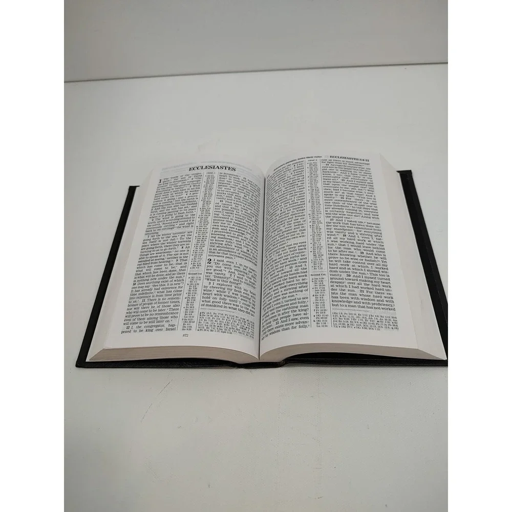New World Translation of the Holy Scriptures with‎ References 1984 Watch Tower
